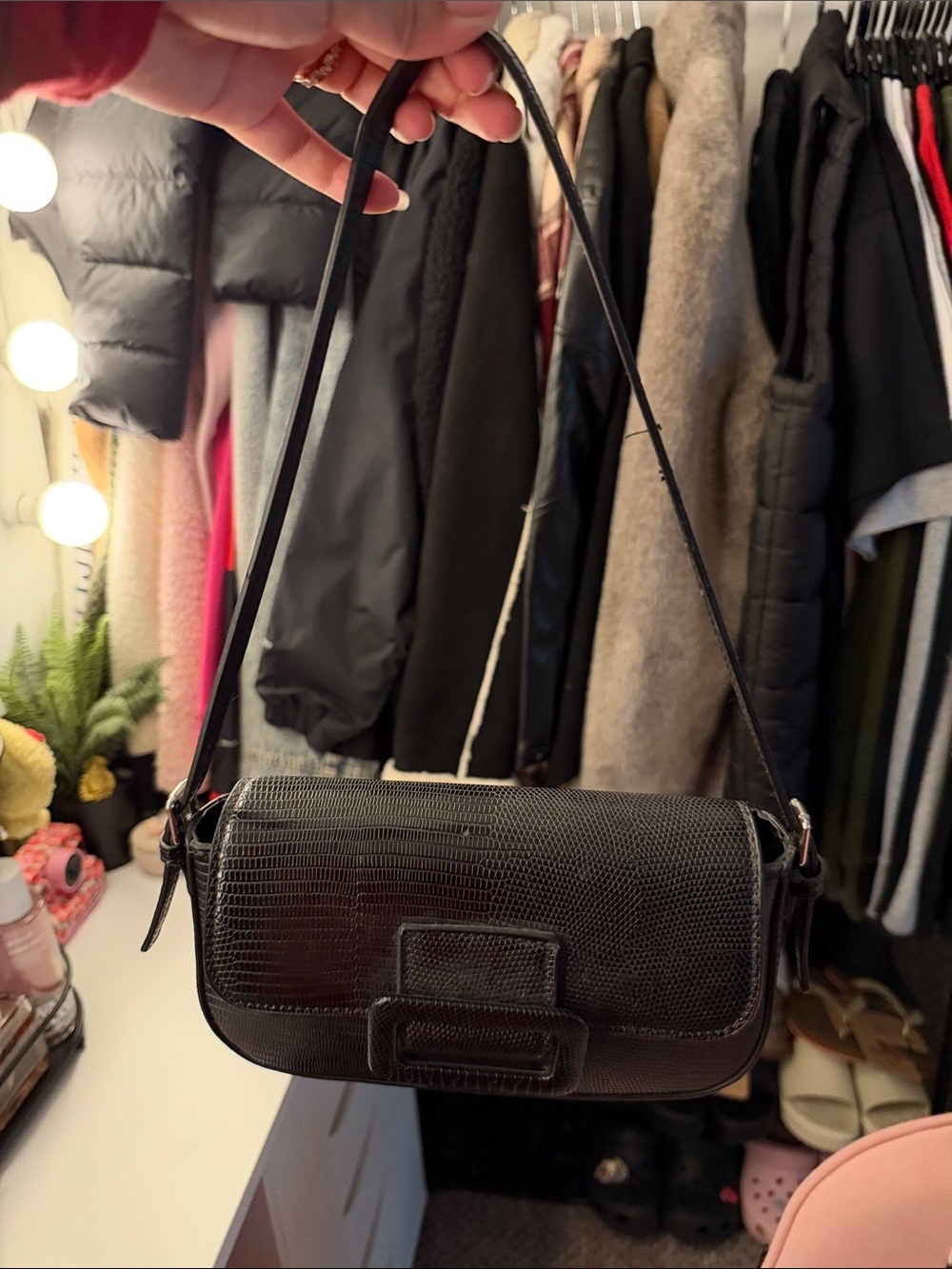 Black Textured Shoulder Bag -  Elegant Everyday Style
